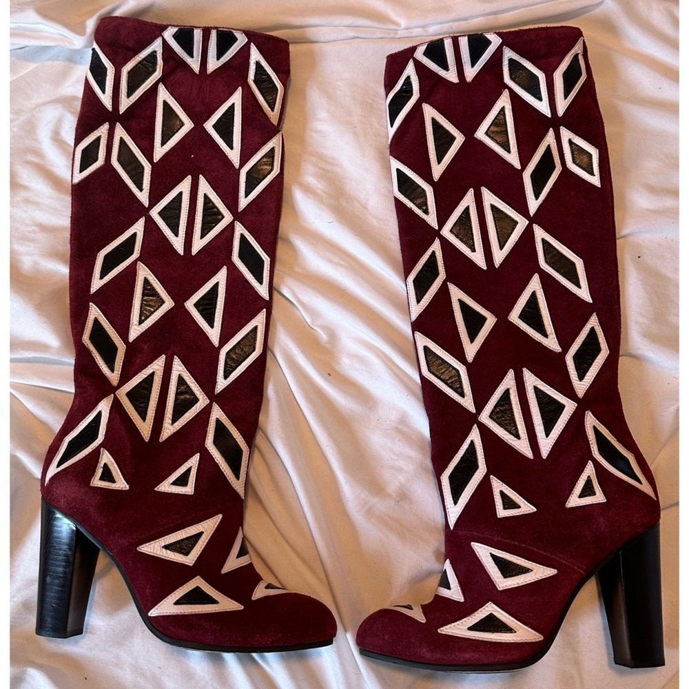 DIANE VON FURSTENBERG Vintage Burgundy Triangular Patterned Boots